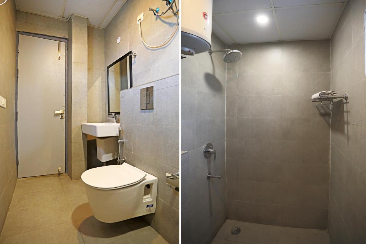 Hotel Yellow Chilli Britannia Chowk- Couple Friendly Local Id Accepted New Delhi Exterior photo